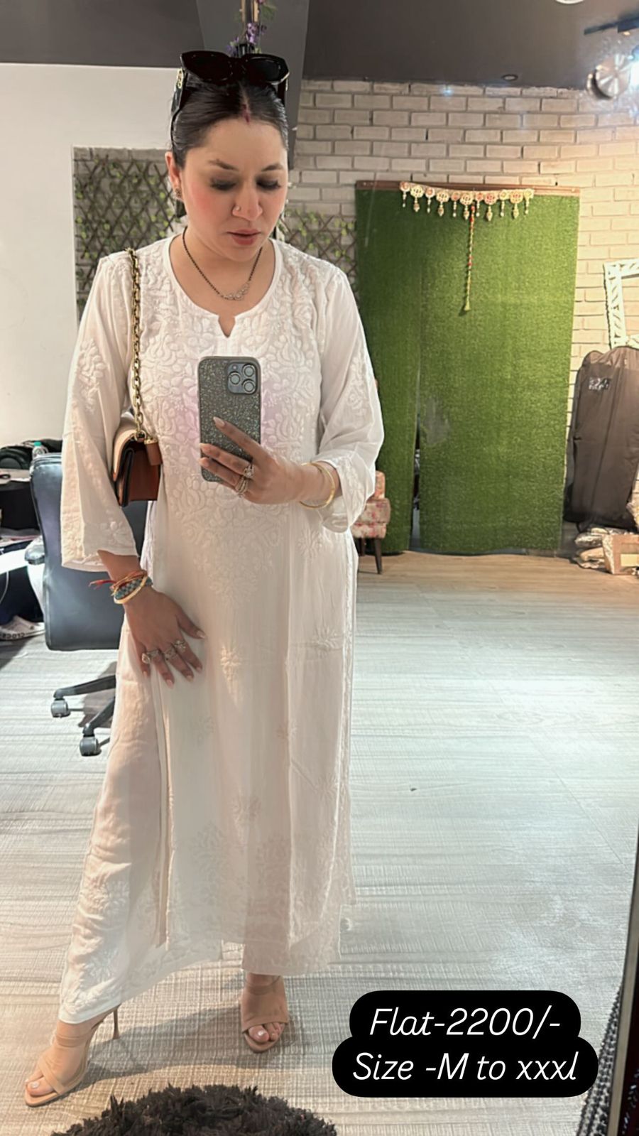 White Chikankari Kurta Set 2pc