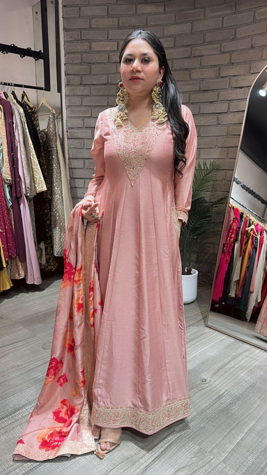 Melon Pocket wale Anarkali