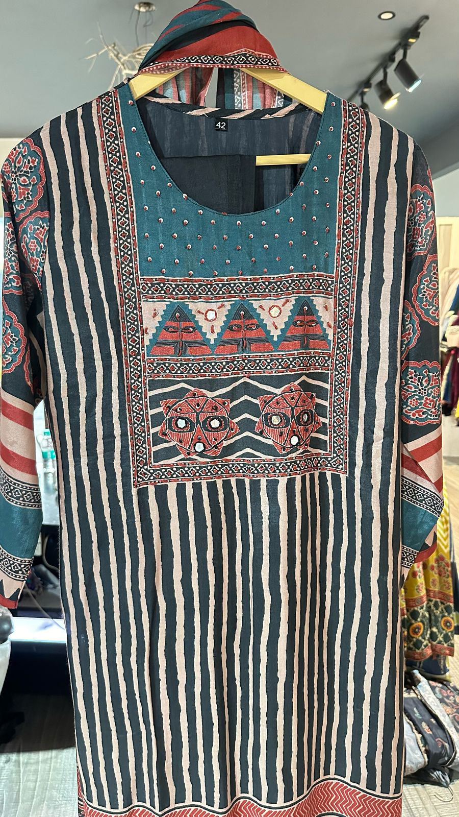 Zigzag printed suit 3pc