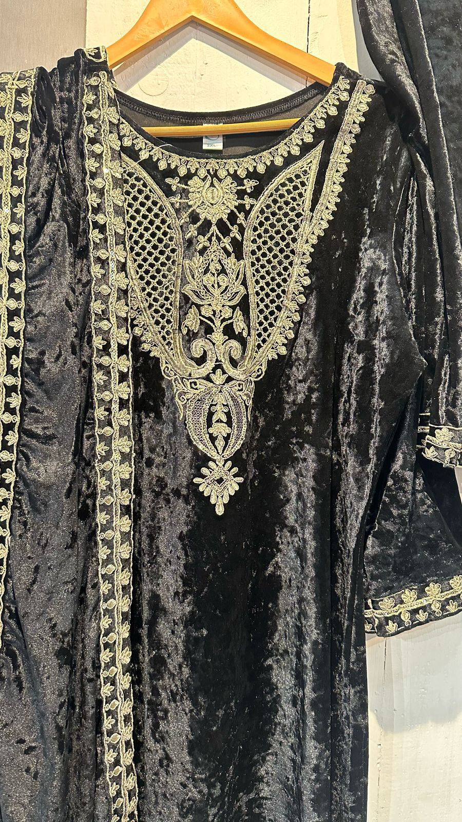 Velvet patch suit