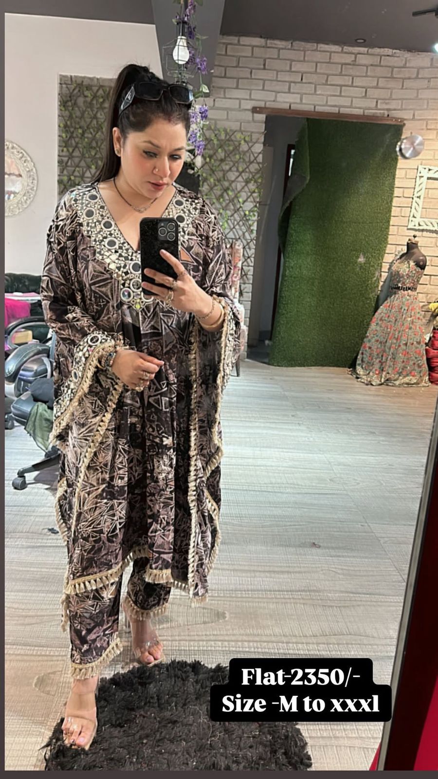 Kaftan mirror work