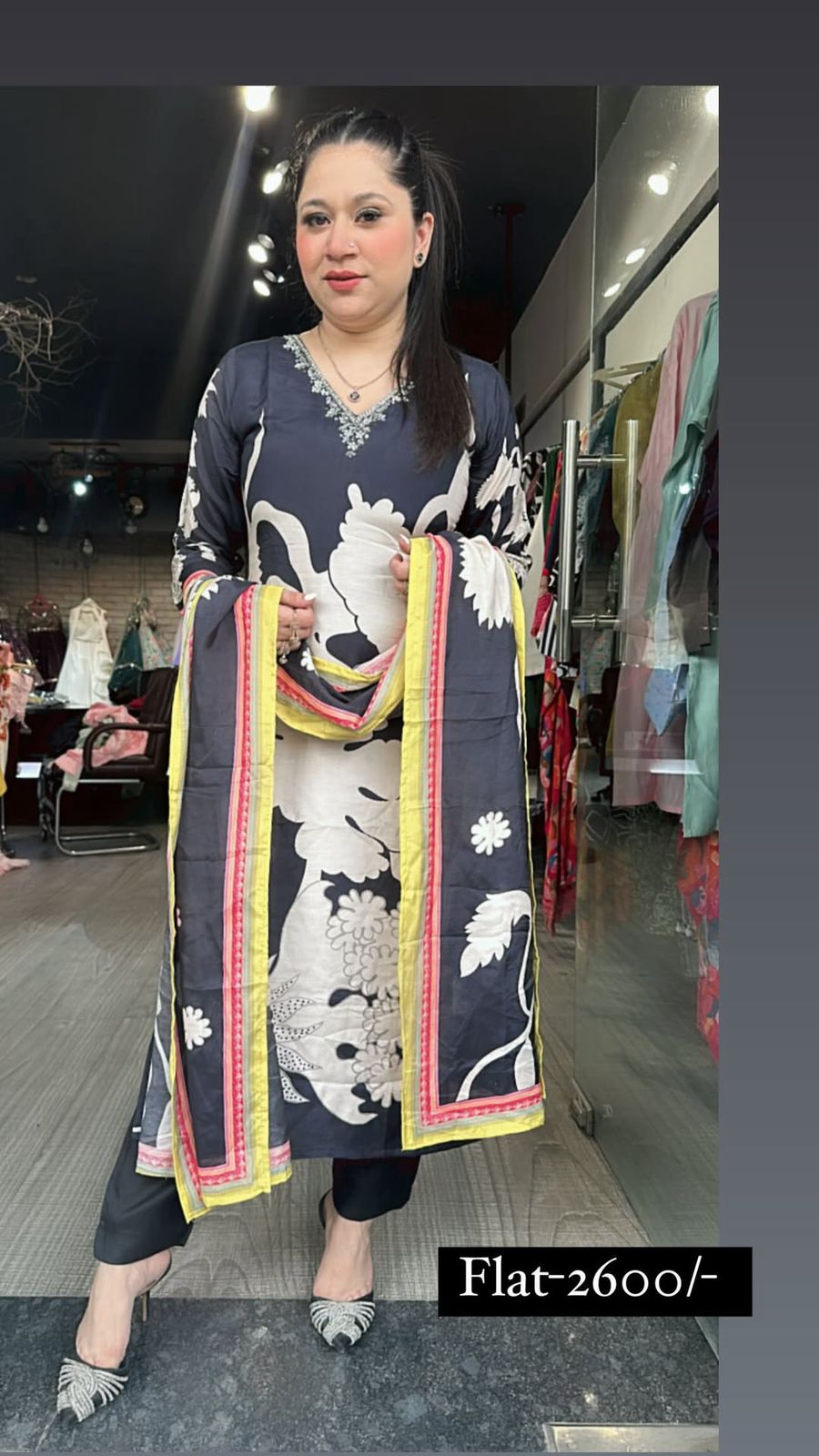 Black Hit printed suit