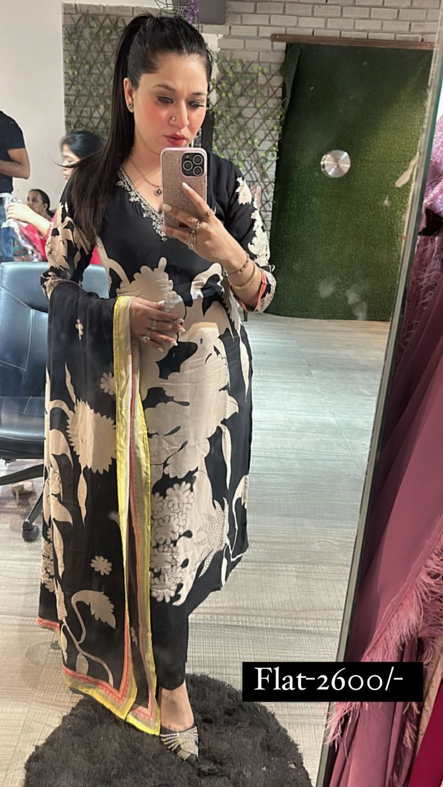 Black Hit printed suit