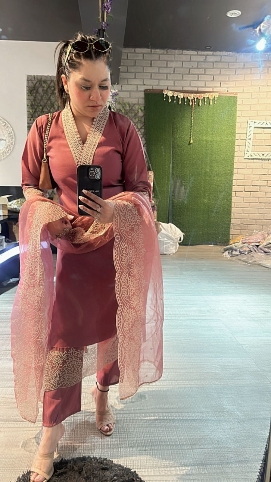 Mehr onion pink suit