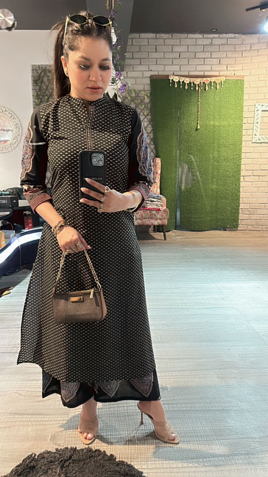 Aarohi kurta set