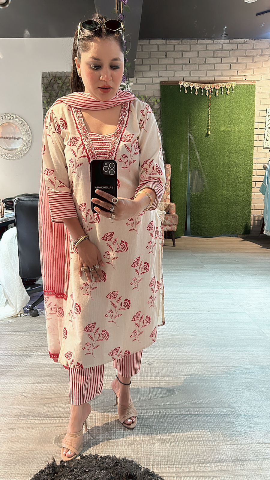Yaqoob Red Ivory cotton suit