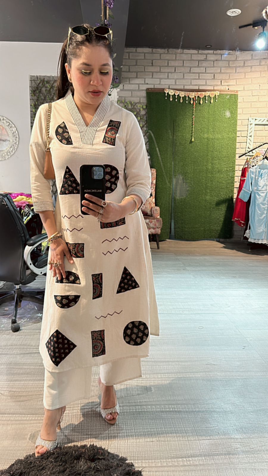 Geometric ivory Black cordset