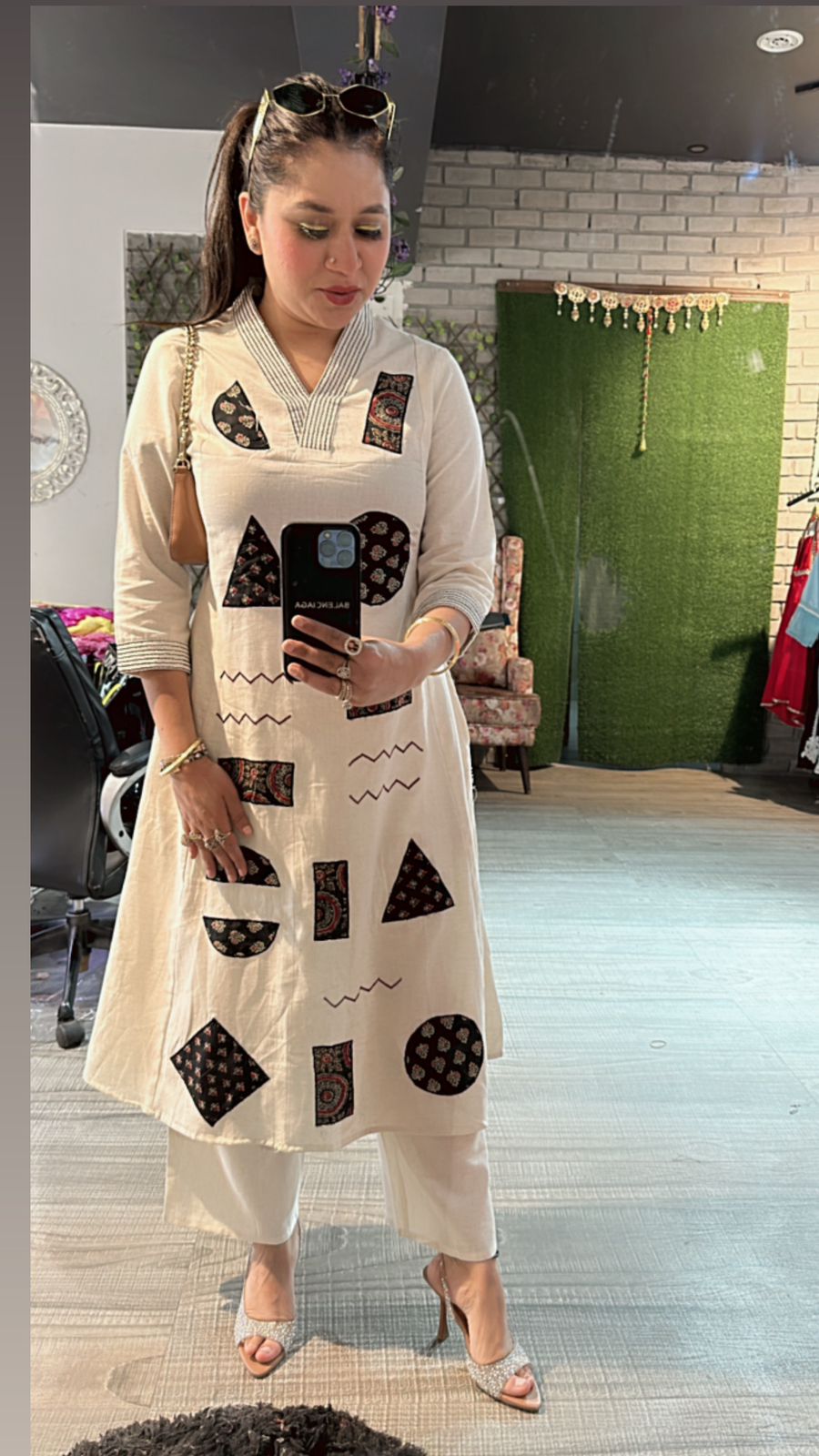 Geometric ivory Black cordset