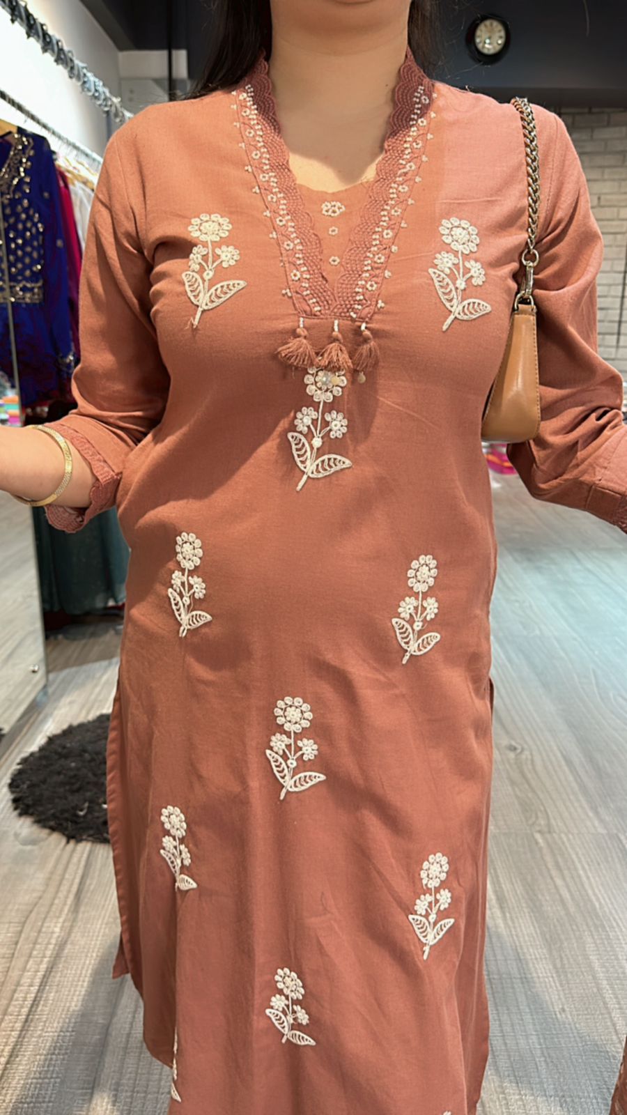 Saira onion pink Thread work suit