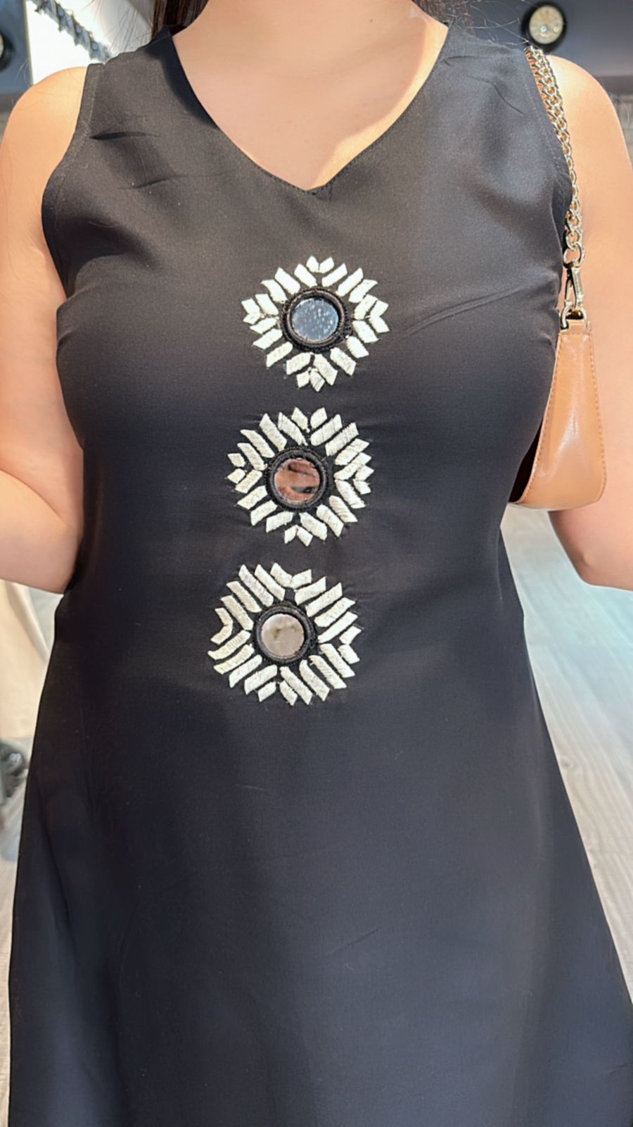 Zaral Mirror Black suit