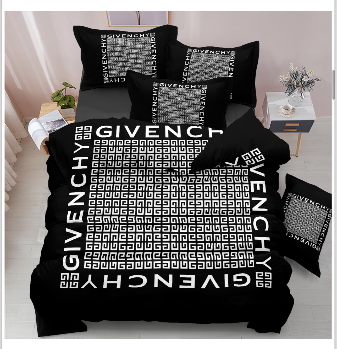 Givenchy (Black)