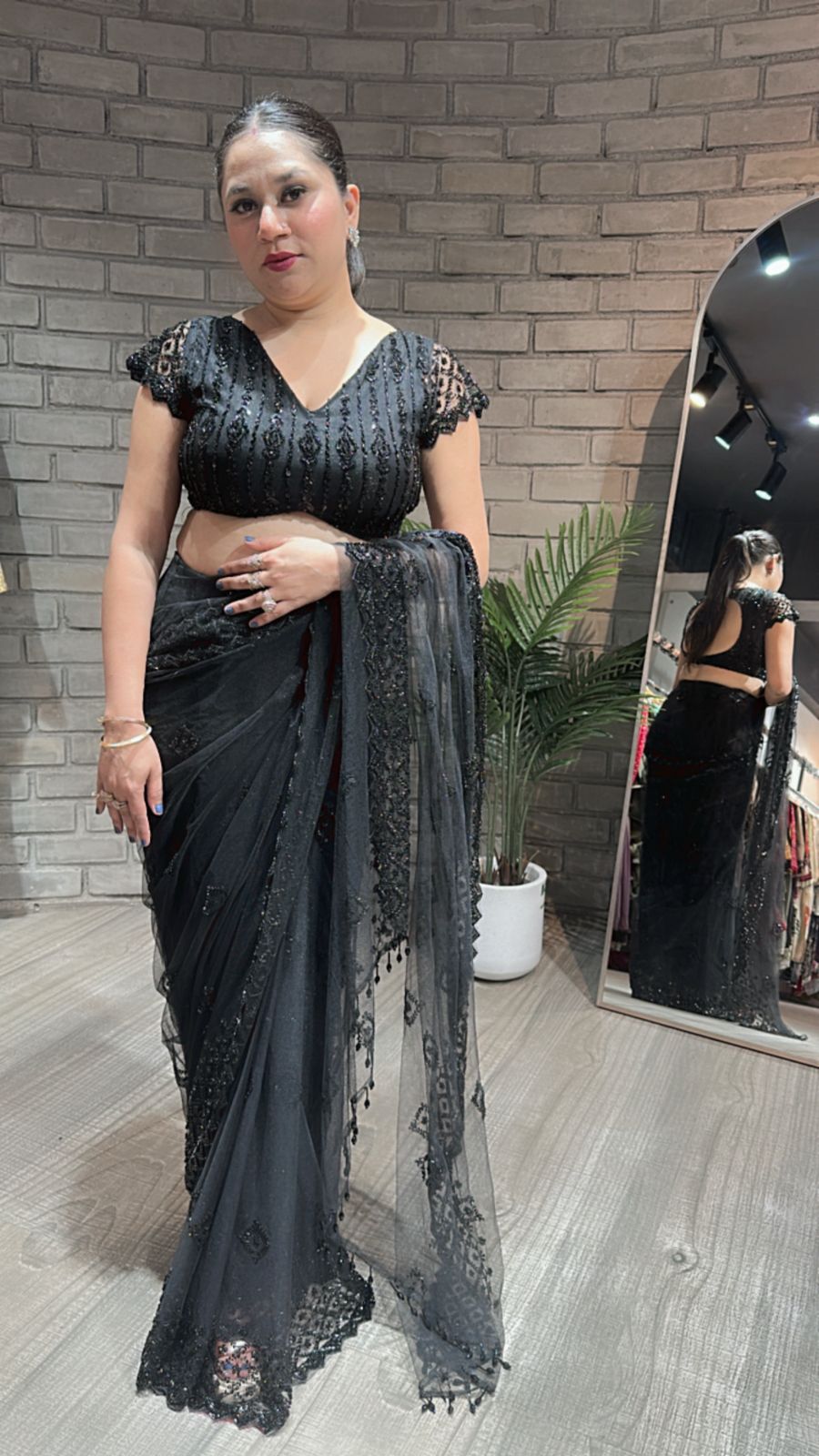 Roise Black katdana saree