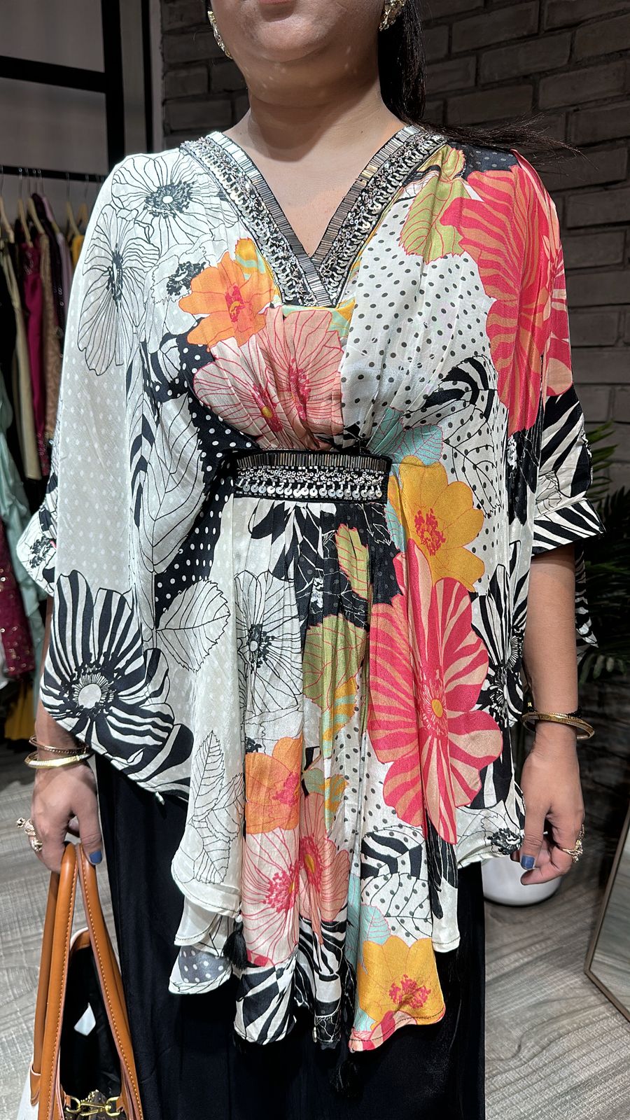 Yum yum cha Digital poncho style