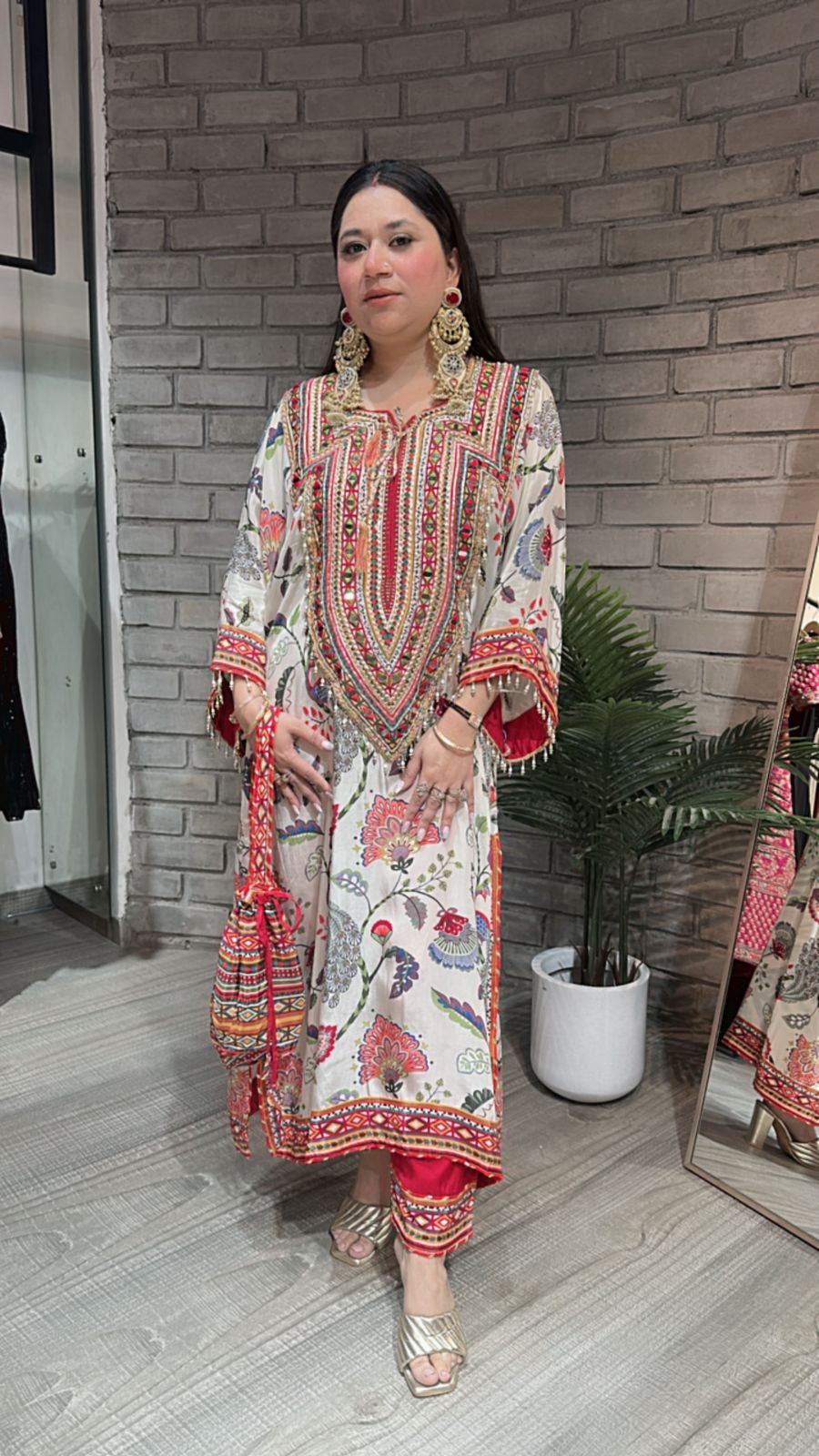 Jhoom Barabar Tunic Style