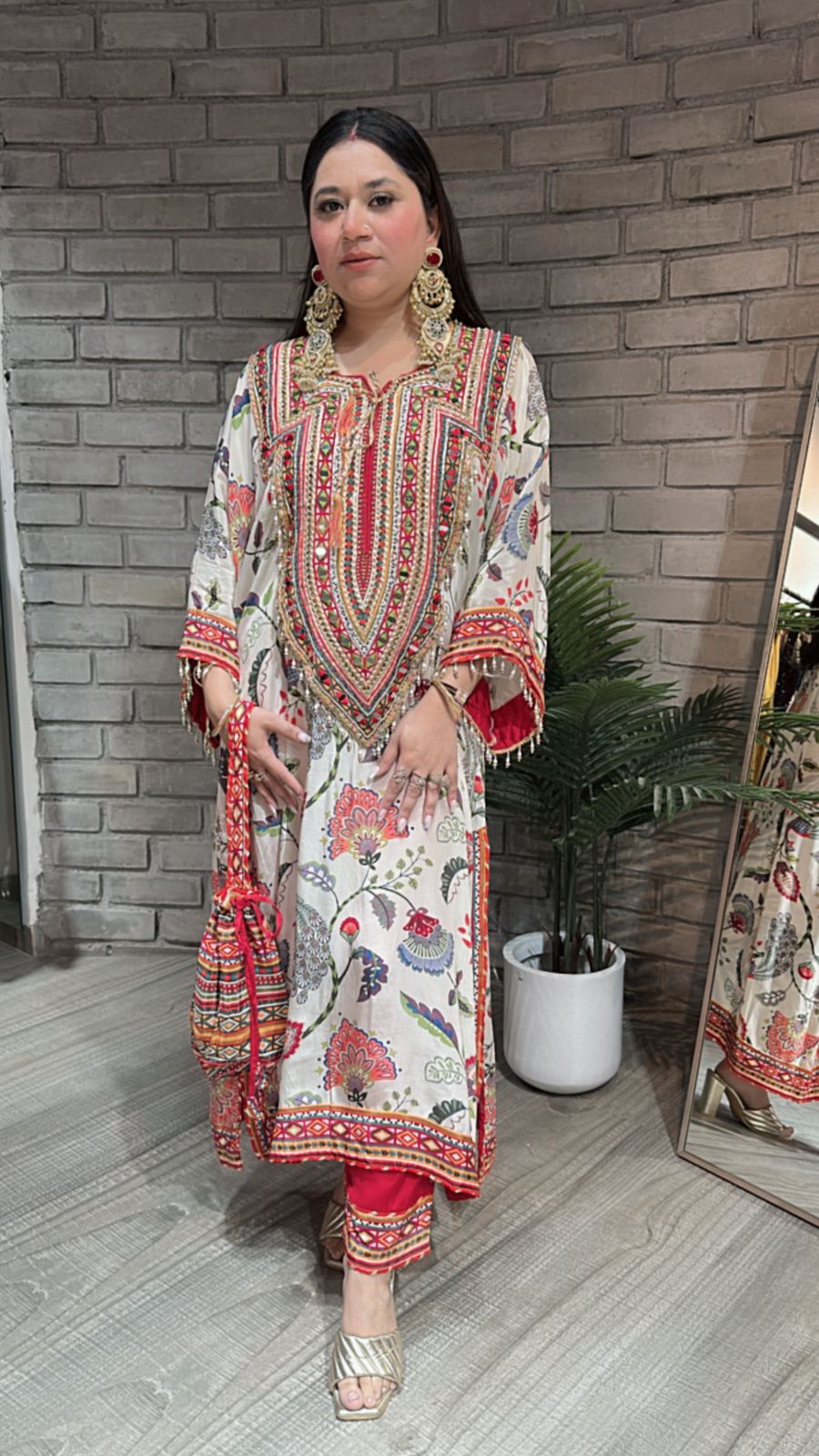 Jhoom Barabar Tunic Style