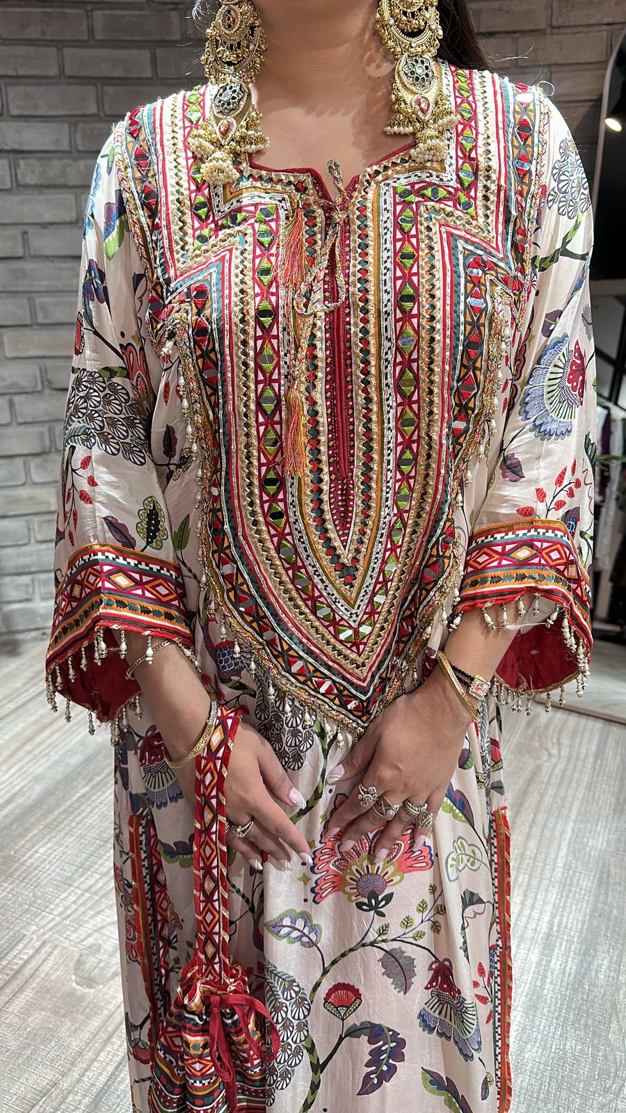 Jhoom Barabar Tunic Style