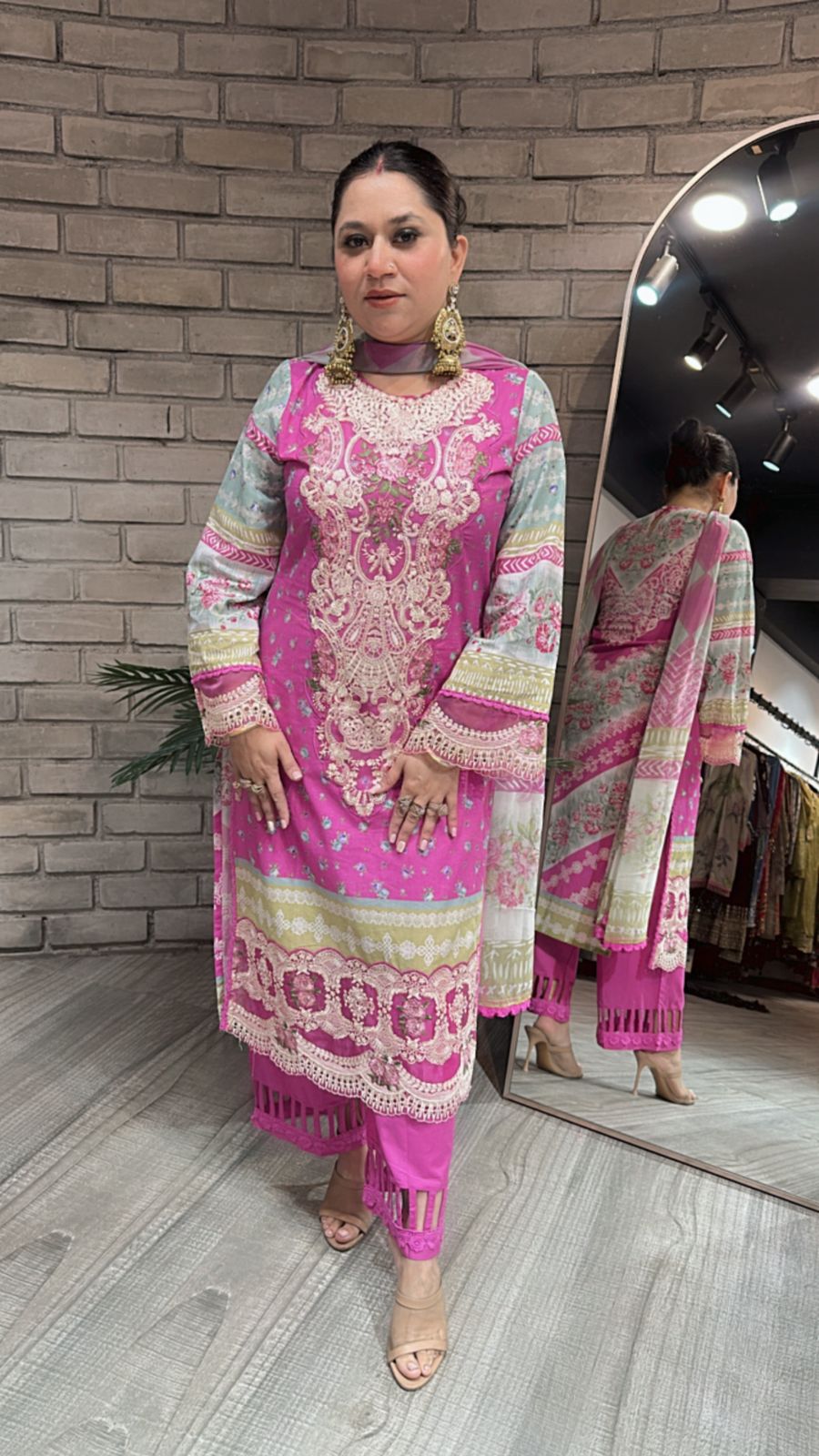 Gulabo Digital Print Suit