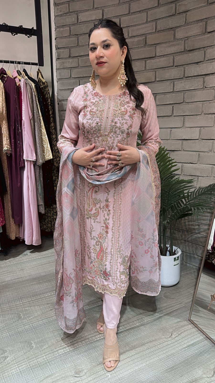 Fankaar Baby pink Digital suit