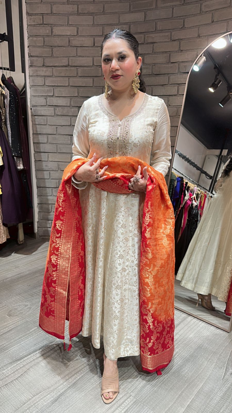 Sharnamli Ivory Anarkali Dupatta Suit