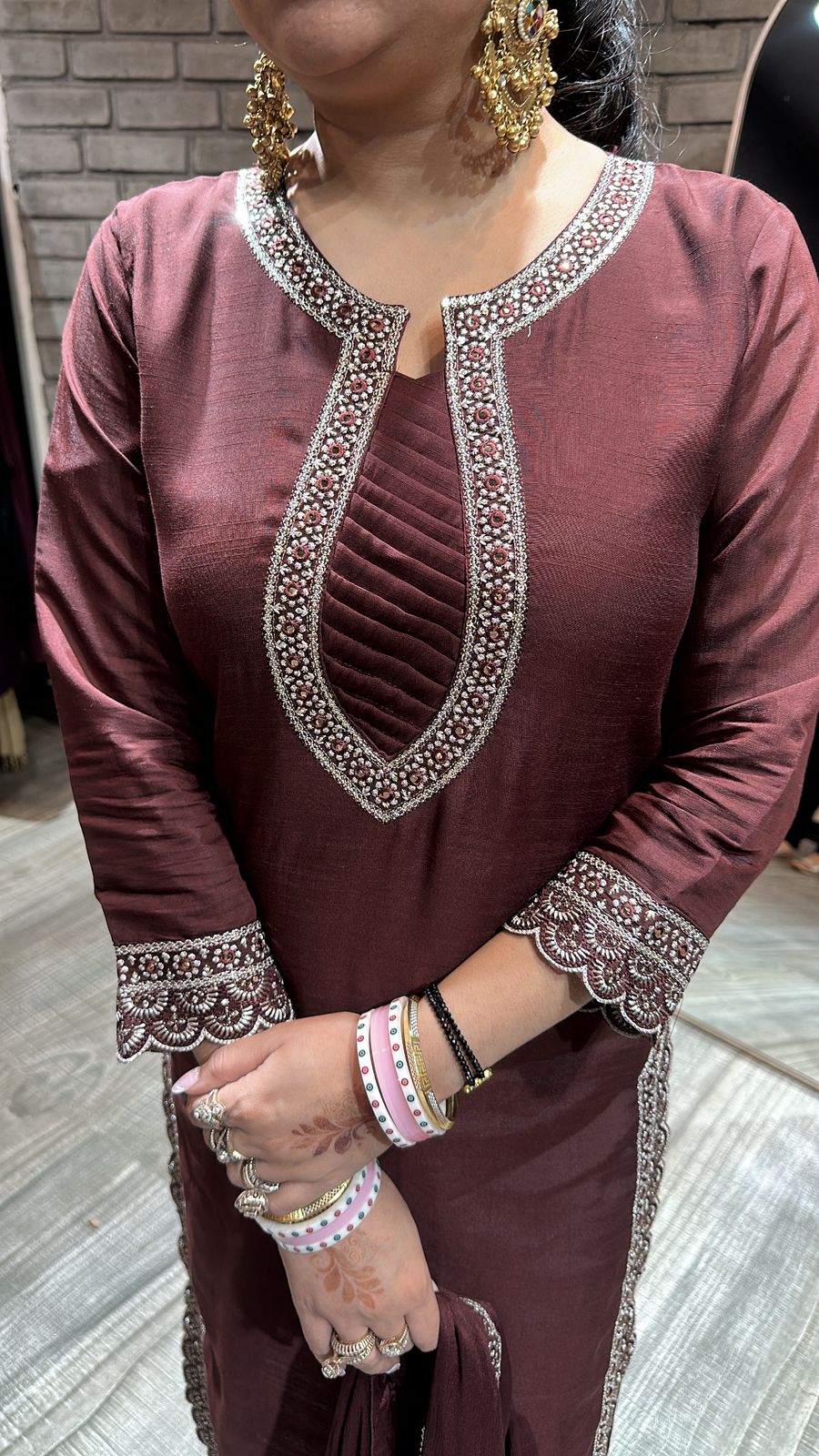 Thread Dark Brown suit