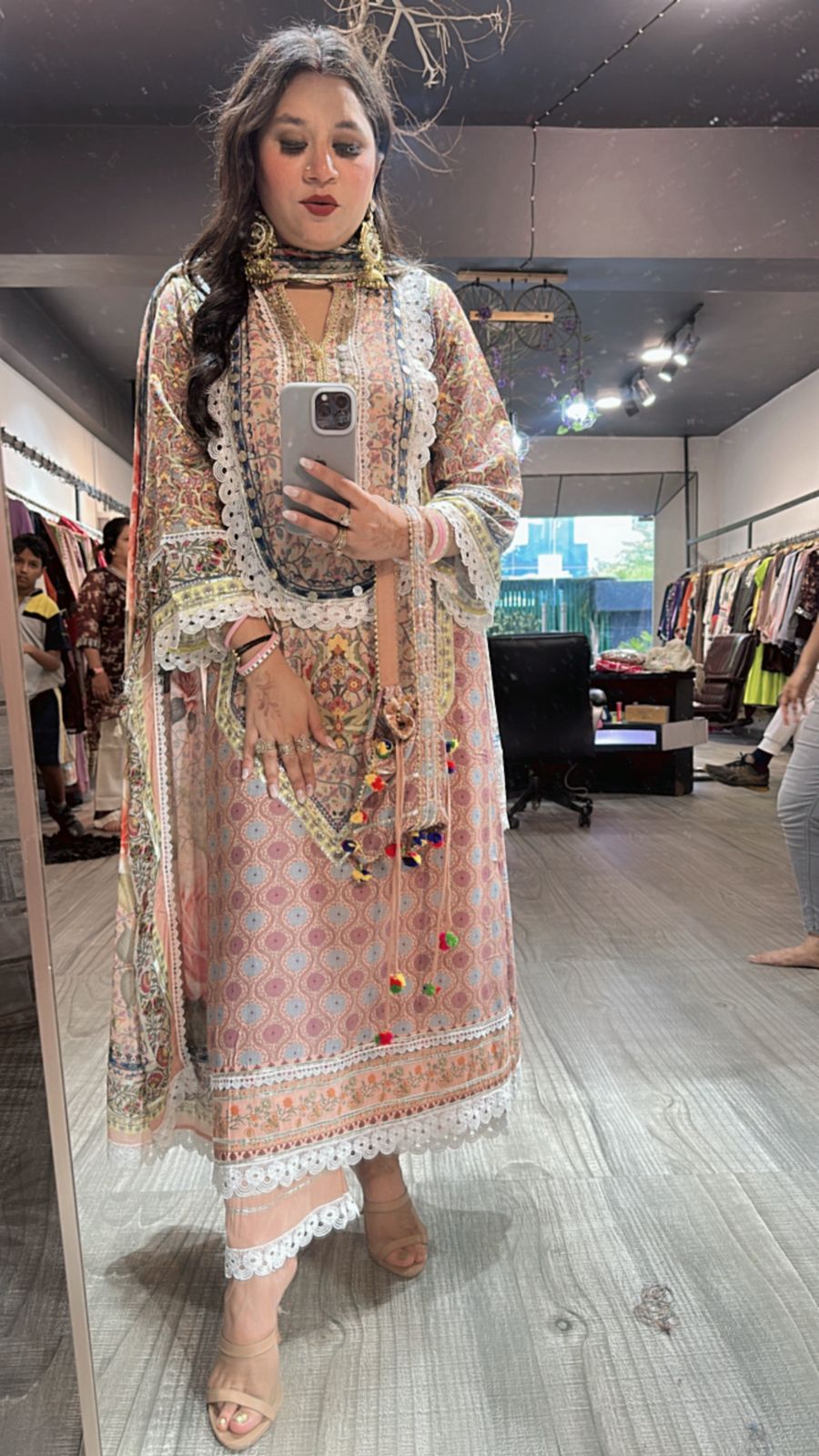 Kabutar Digital Lace Designer suit