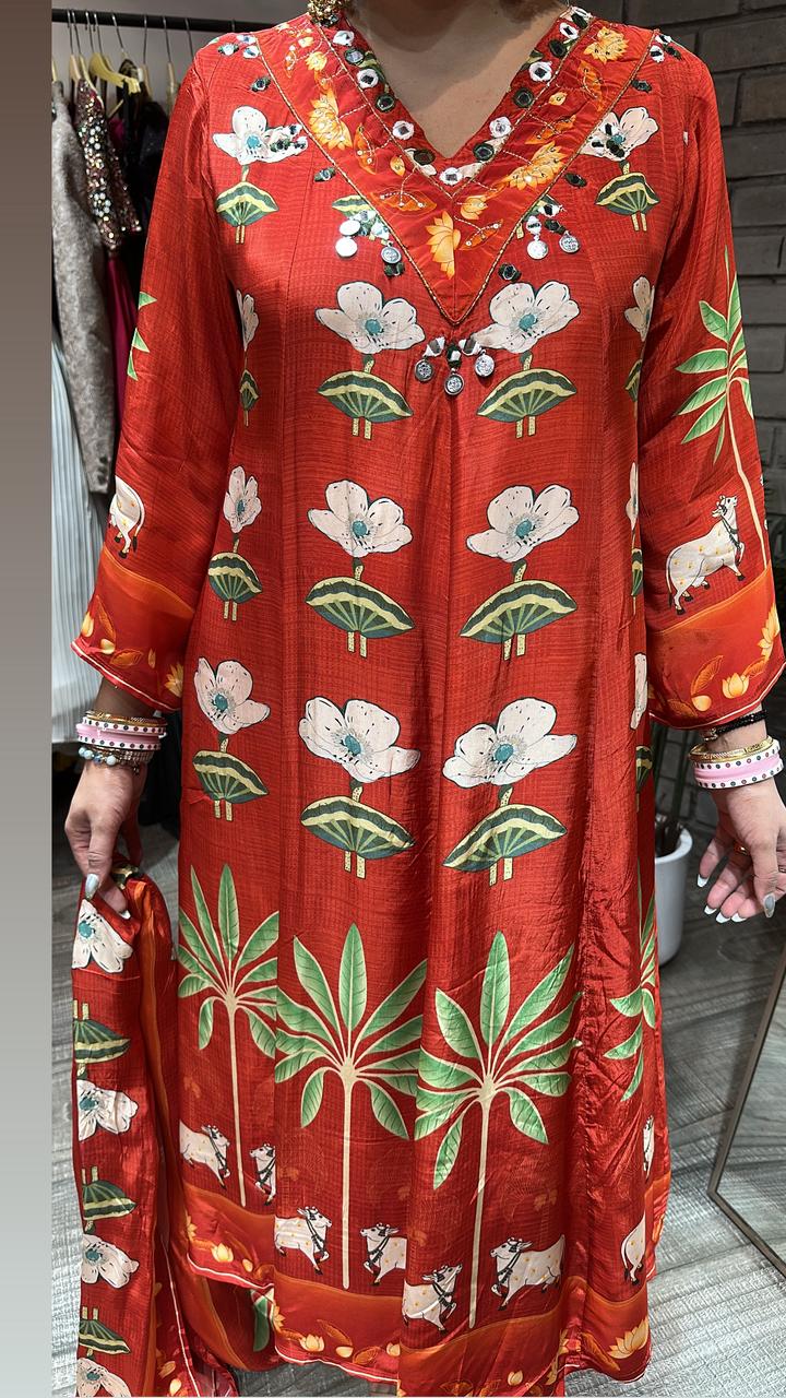 Moo Cow Dust lotus Digital Aline suit