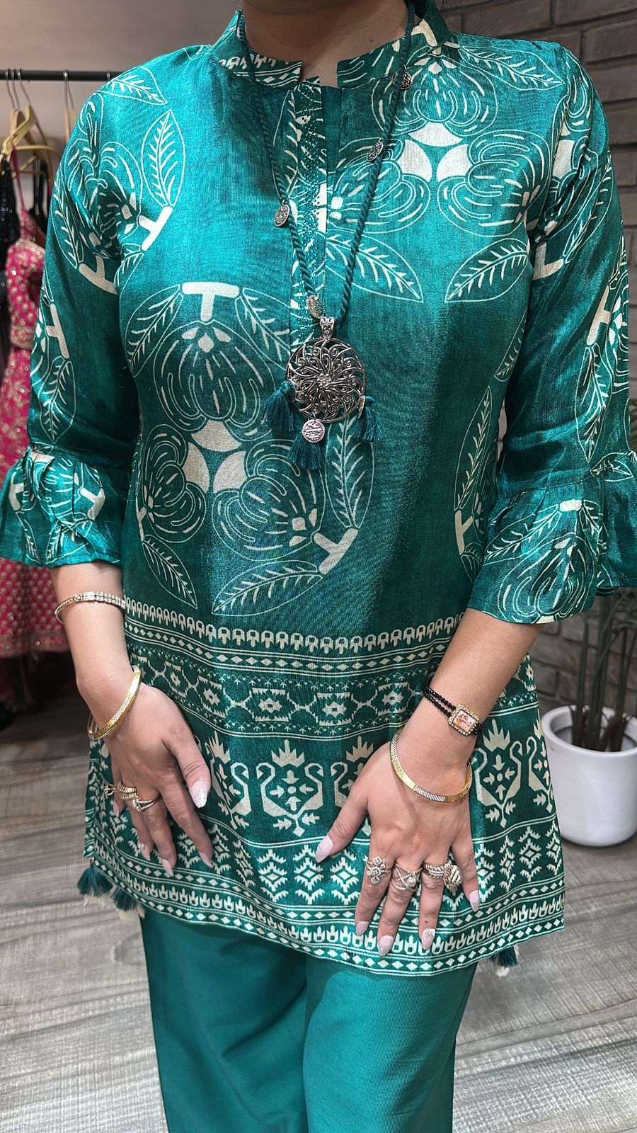 Jade Green Neck Mala Cordset