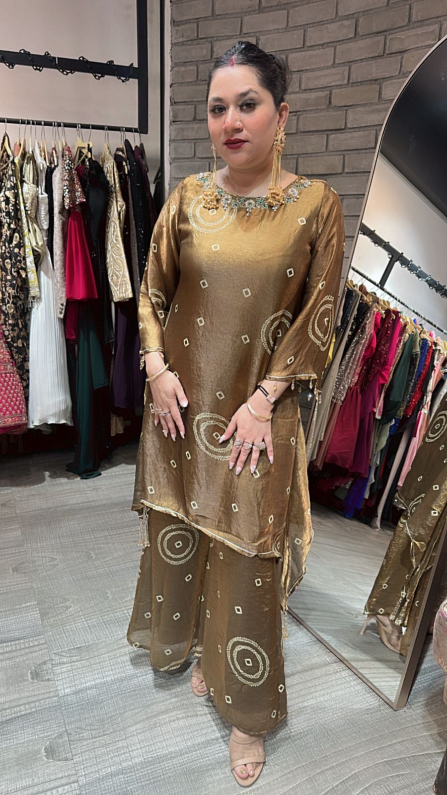 Bismil ke mehfil Golden Cordset