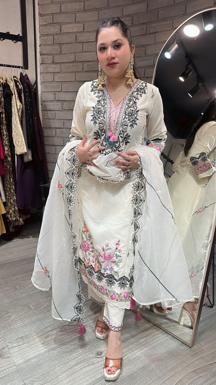 Aheli Ivory Thread work Suit