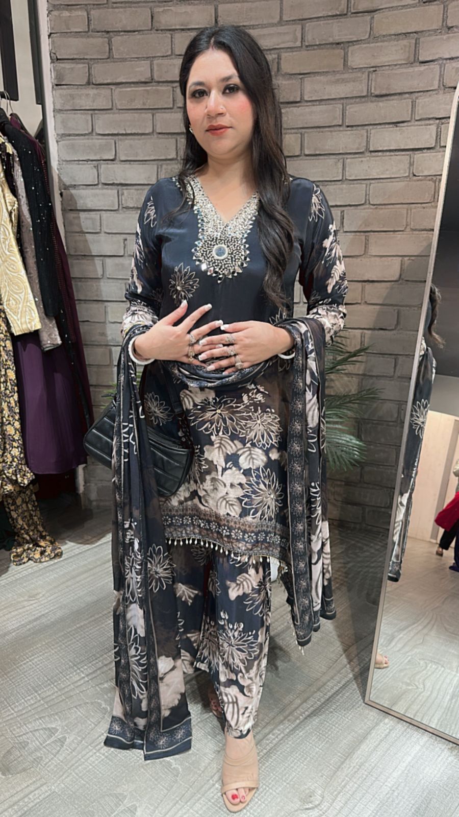 Gazal Mirror c-cut Digital Suit