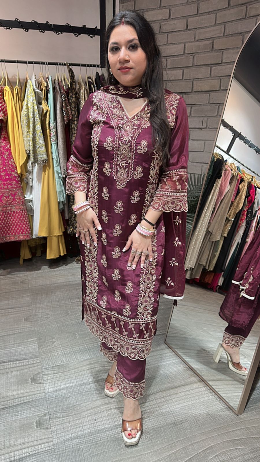 Evoke wine Thread work suit