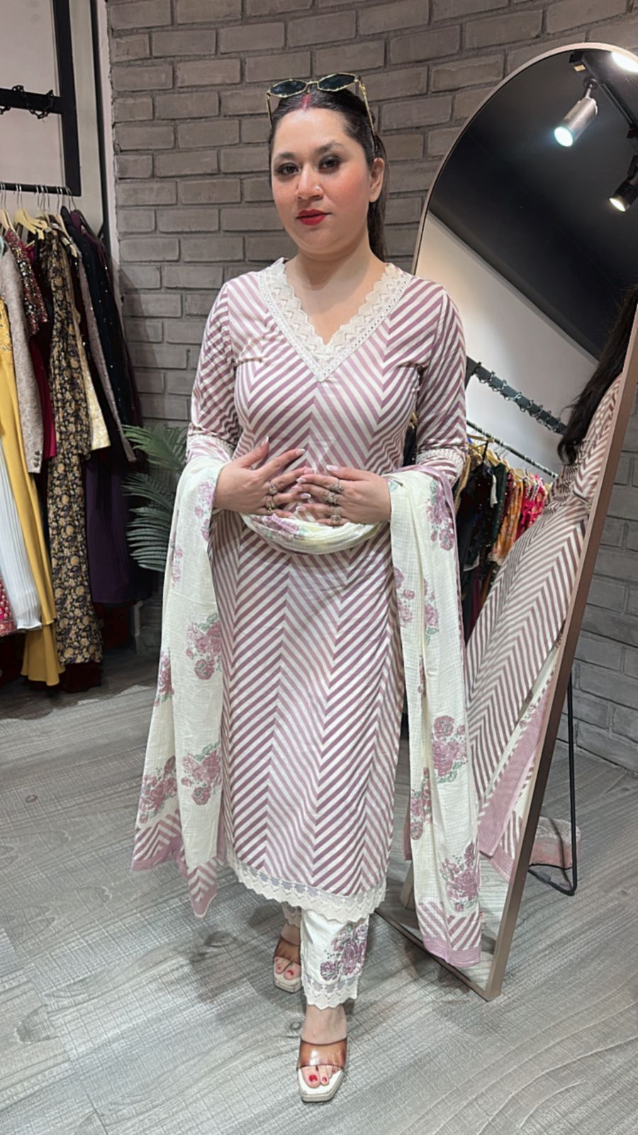 Istri Lavender Cotton suit