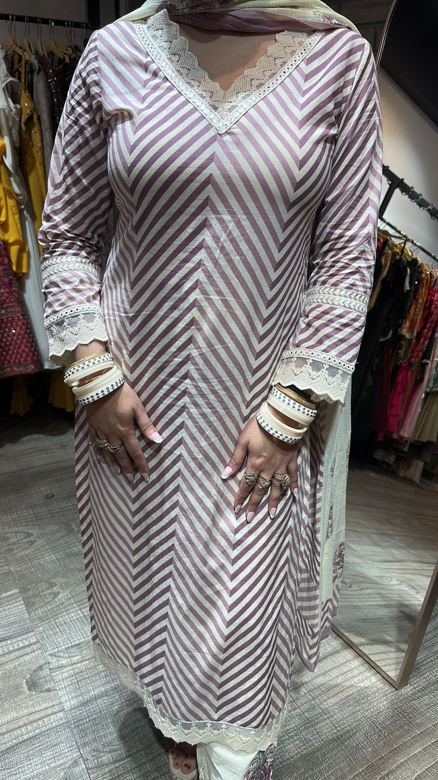 Istri Lavender Cotton suit