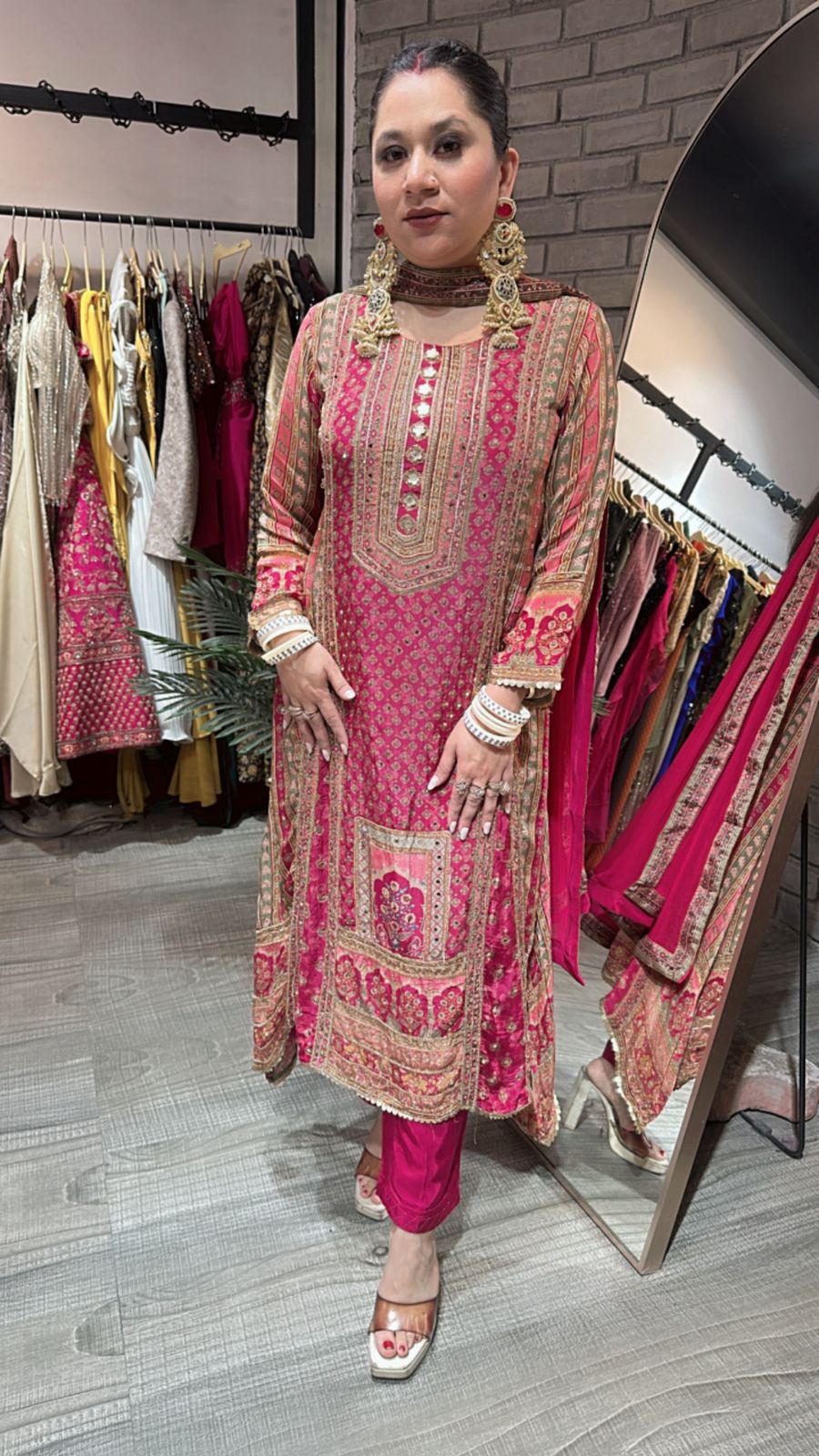 Ganpati Digital print c- cut suit