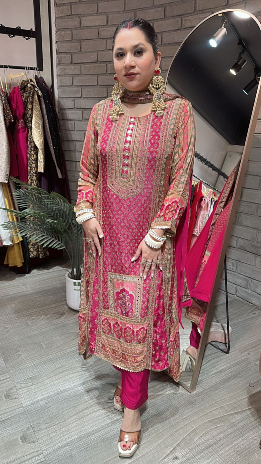 Ganpati Digital print c- cut suit