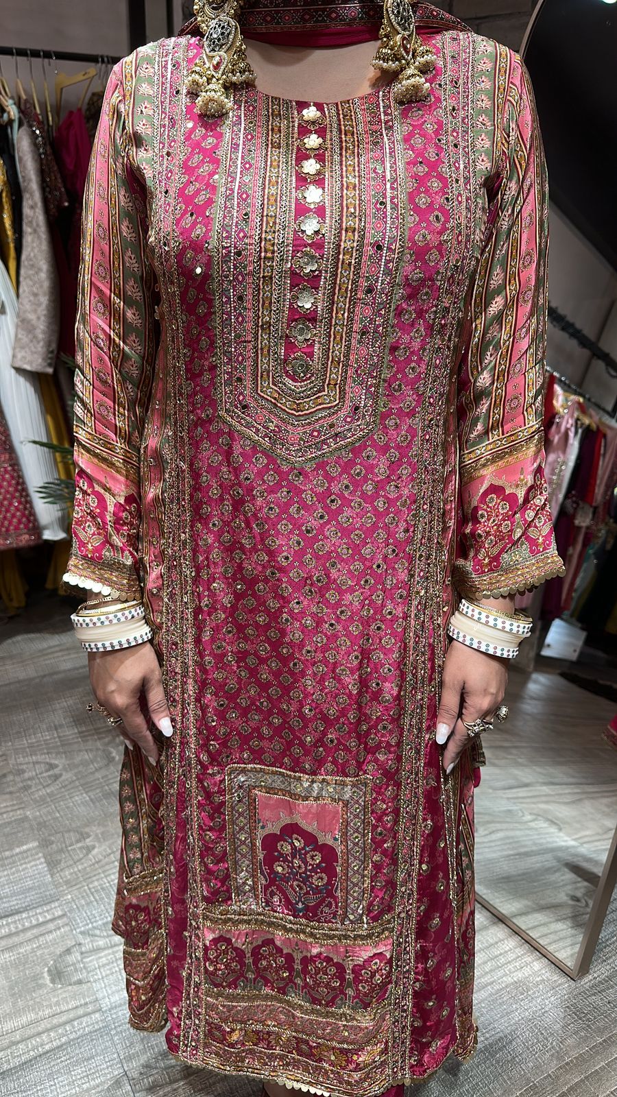 Ganpati Digital print c- cut suit