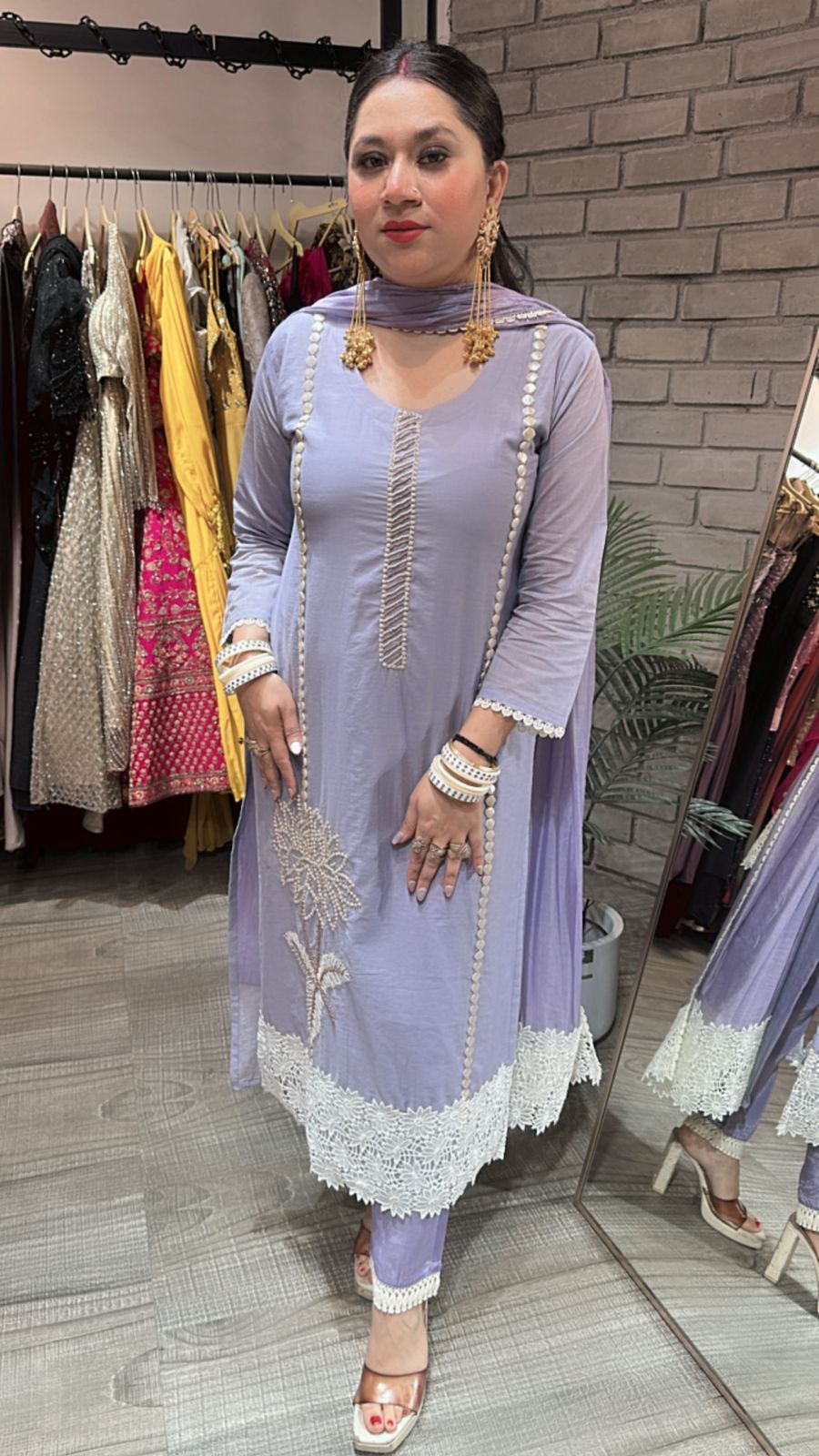 Book Lavander pearl Designer Suit