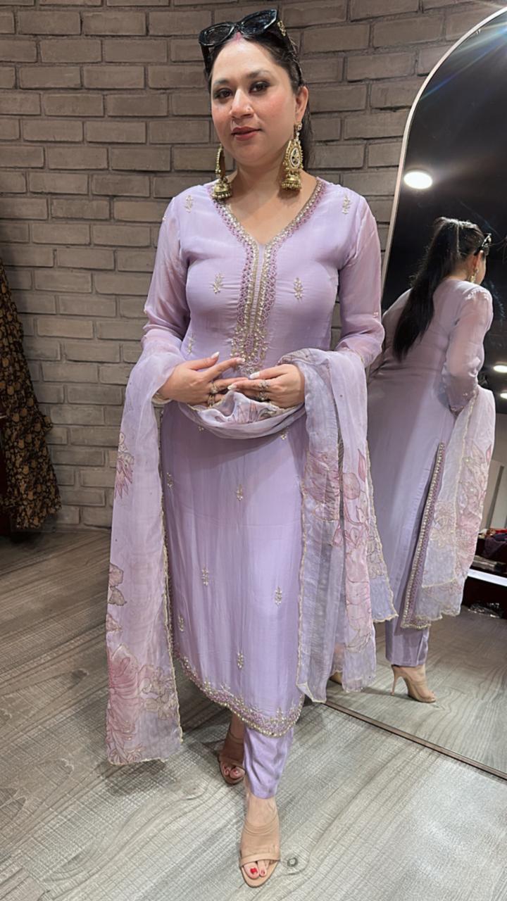 Isabella Lavander Katdana suit