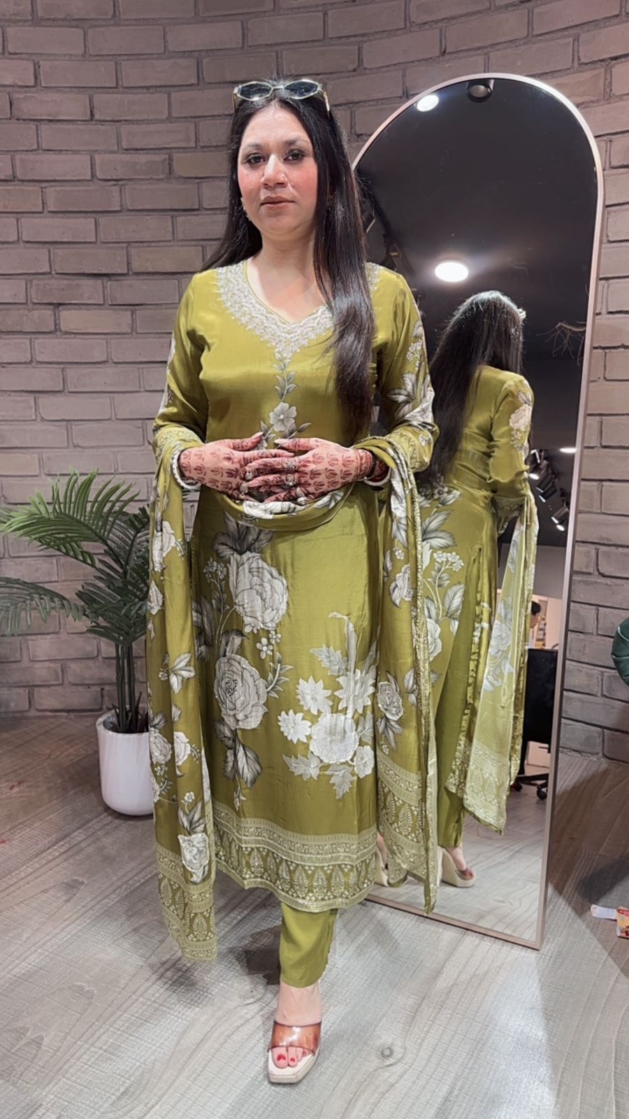 Kashi Mehndi Green Digital suit