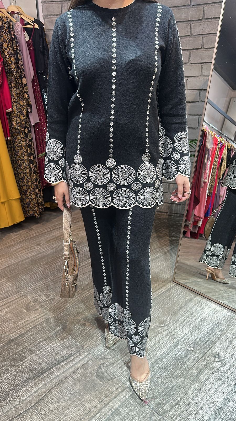 Crossword Black Woolen cordset