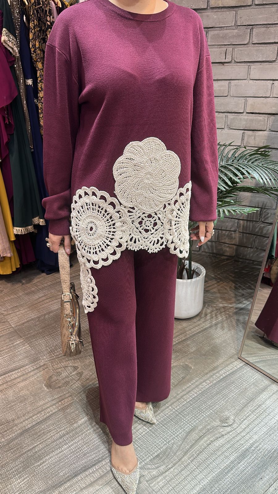 Spain wine Lace Woolen Cordset