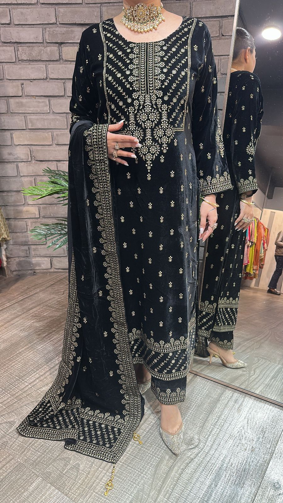 Kaera Black velvet Designer suit