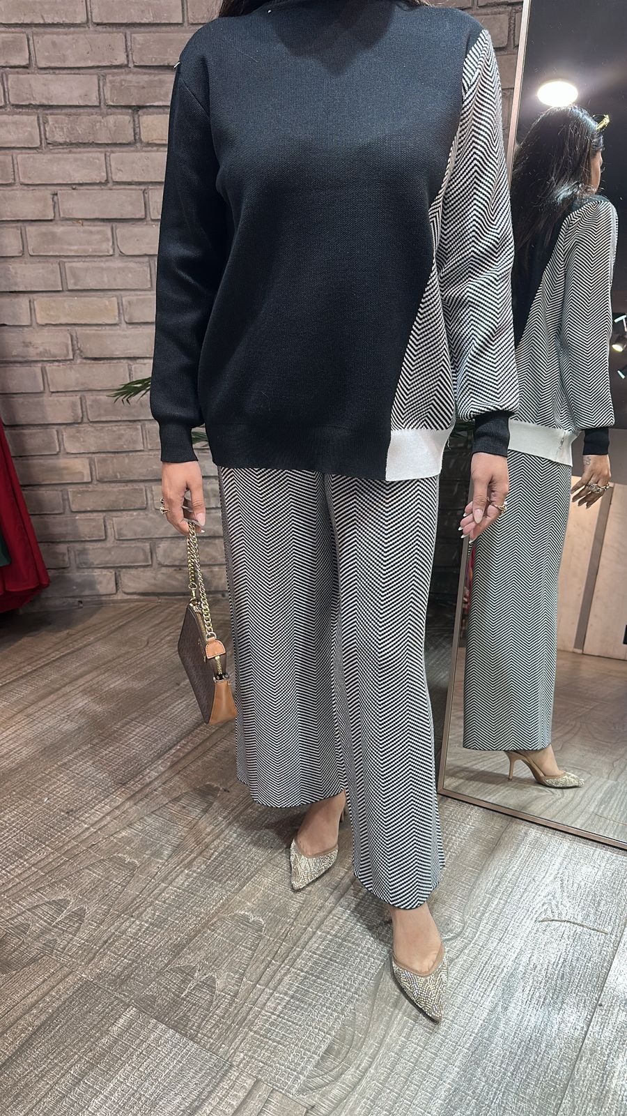 Zreh Black white woolen Cordset