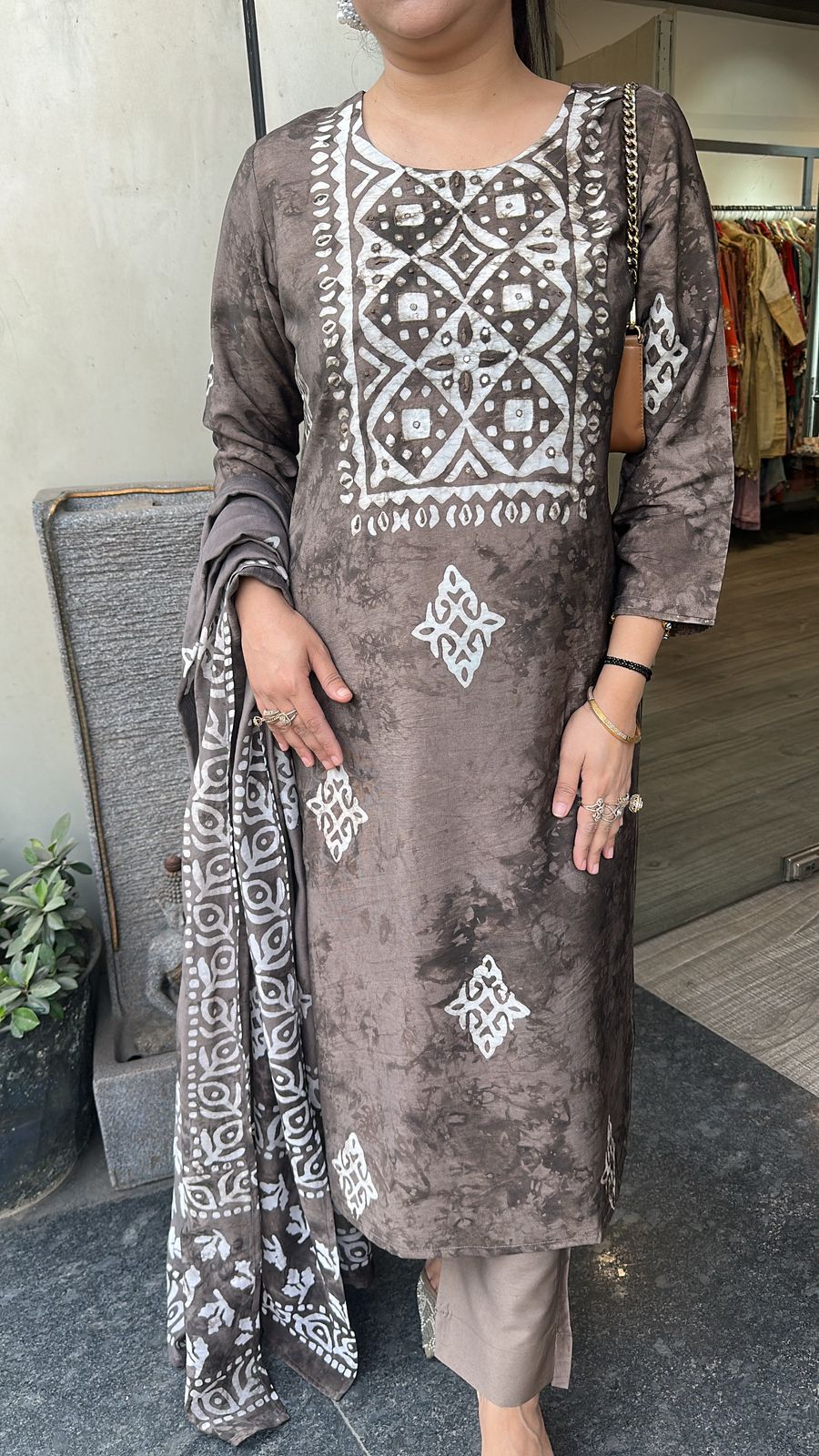 Tikhli Mouse Batik Print Cotton Suit