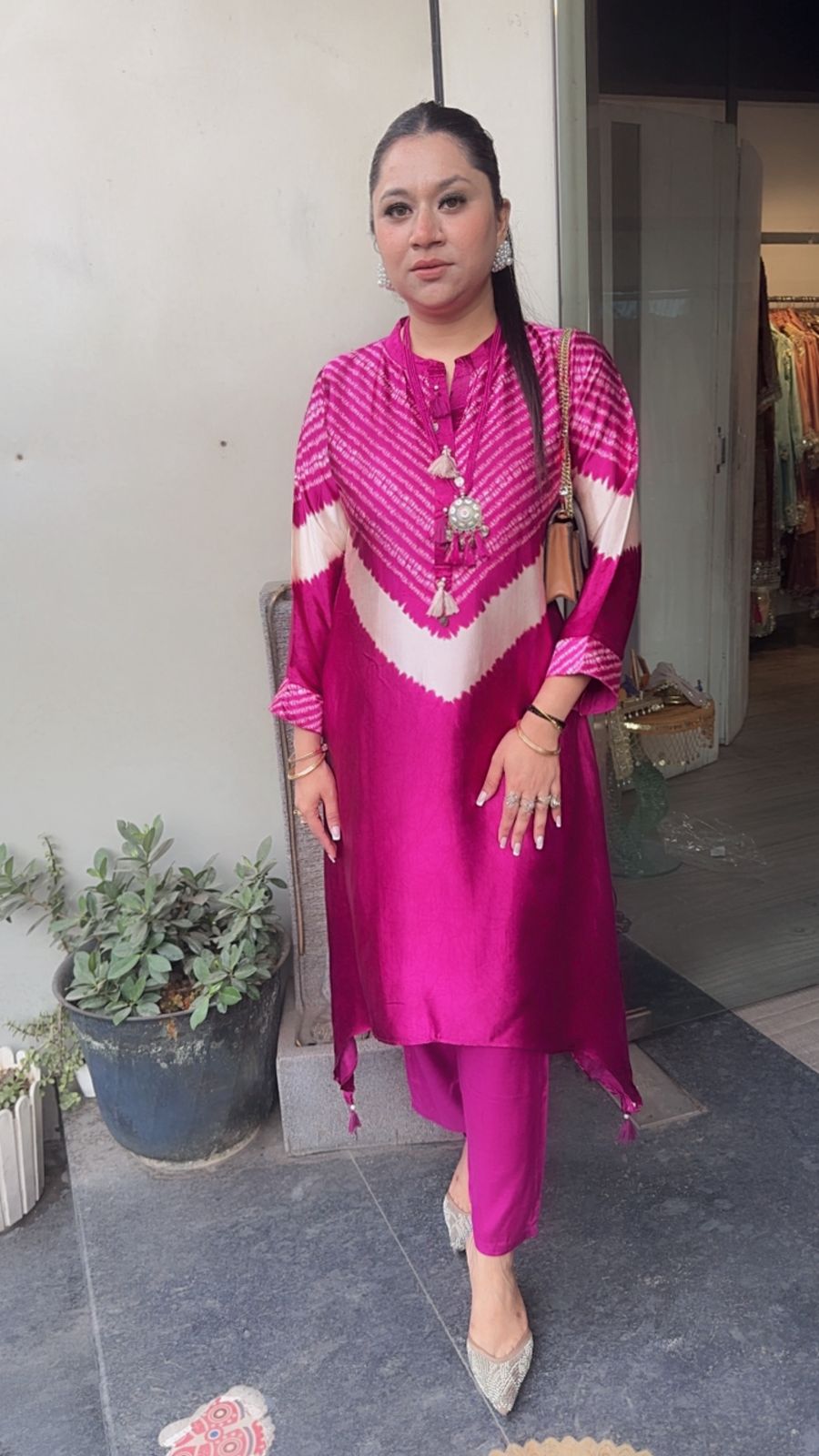 Ziory Magenta Pink Digital Tunic Set (with Neck pc)
