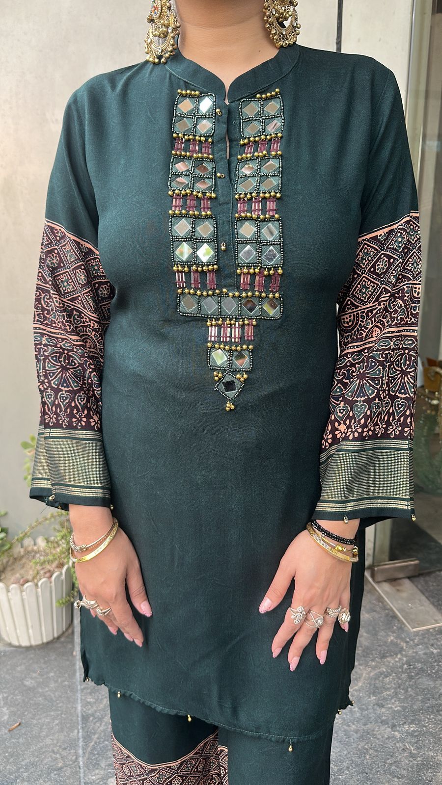 Vietnam Bottel Green Mirror Designer Cordset