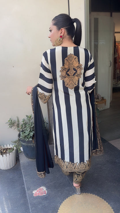 Baskua Black white Digital printed Designer Suit