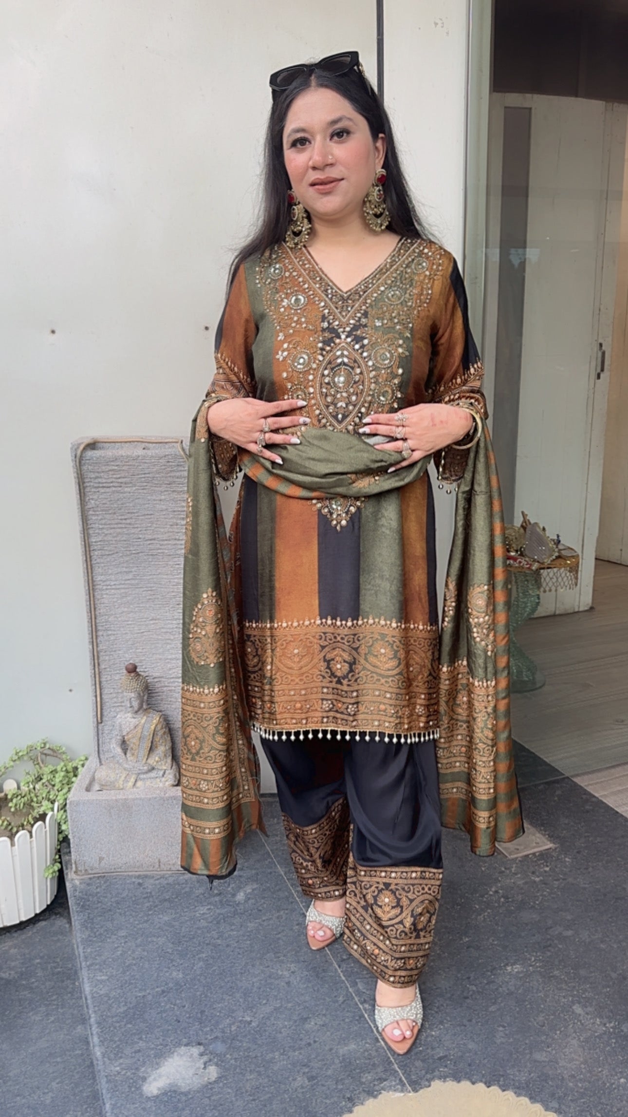 Nihari Digital Handwork c-cut style Farshi salwar Designer Suit