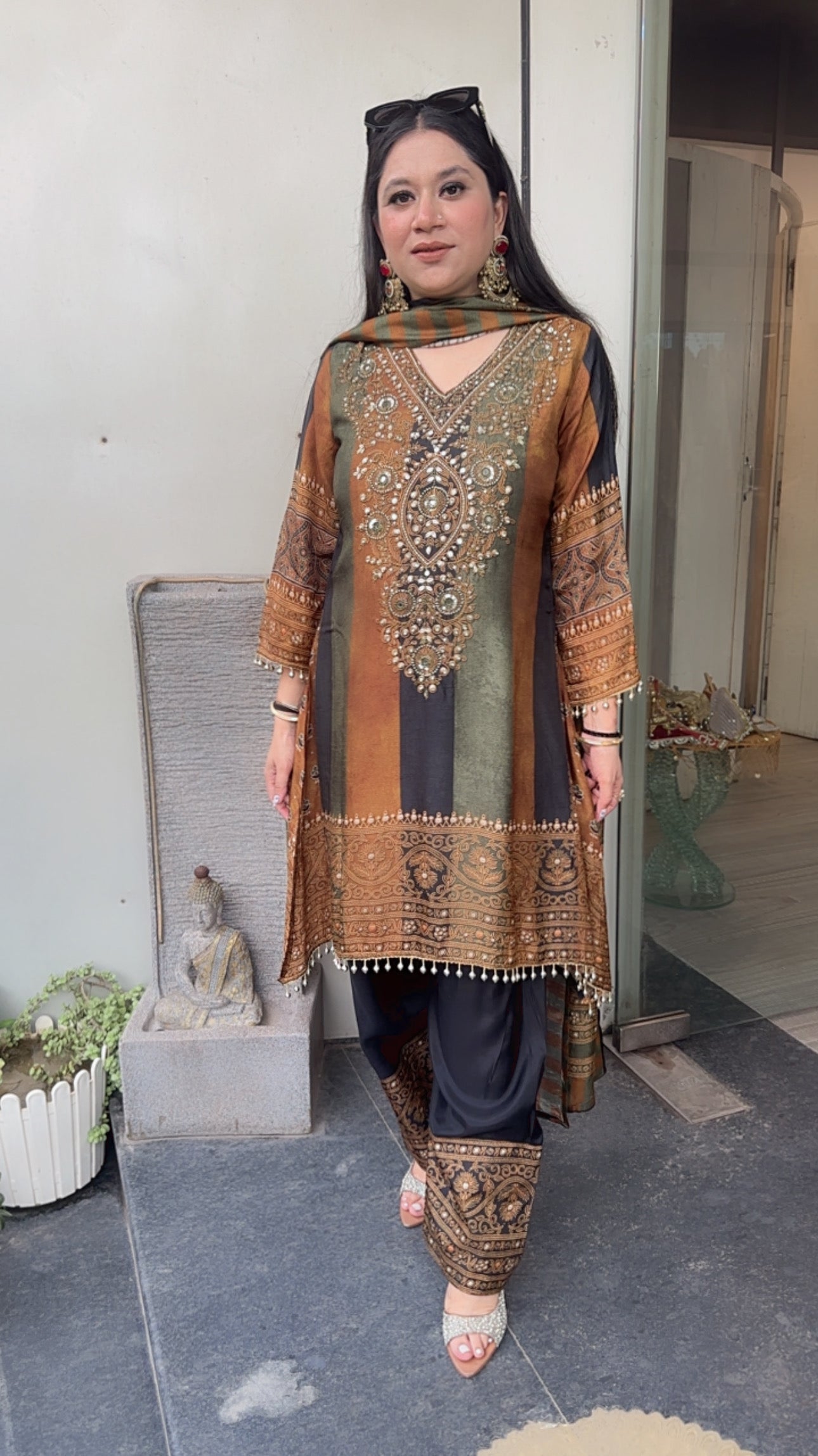 Nihari Digital Handwork c-cut style Farshi salwar Designer Suit