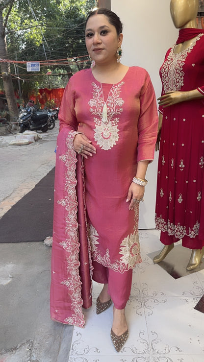 Tamana Pink pearl Thread work Designer Suit